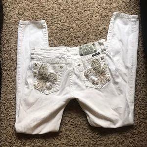 White skinny miss me jeans